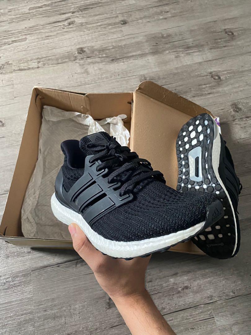 Ultra boost black online 4.0 on feet