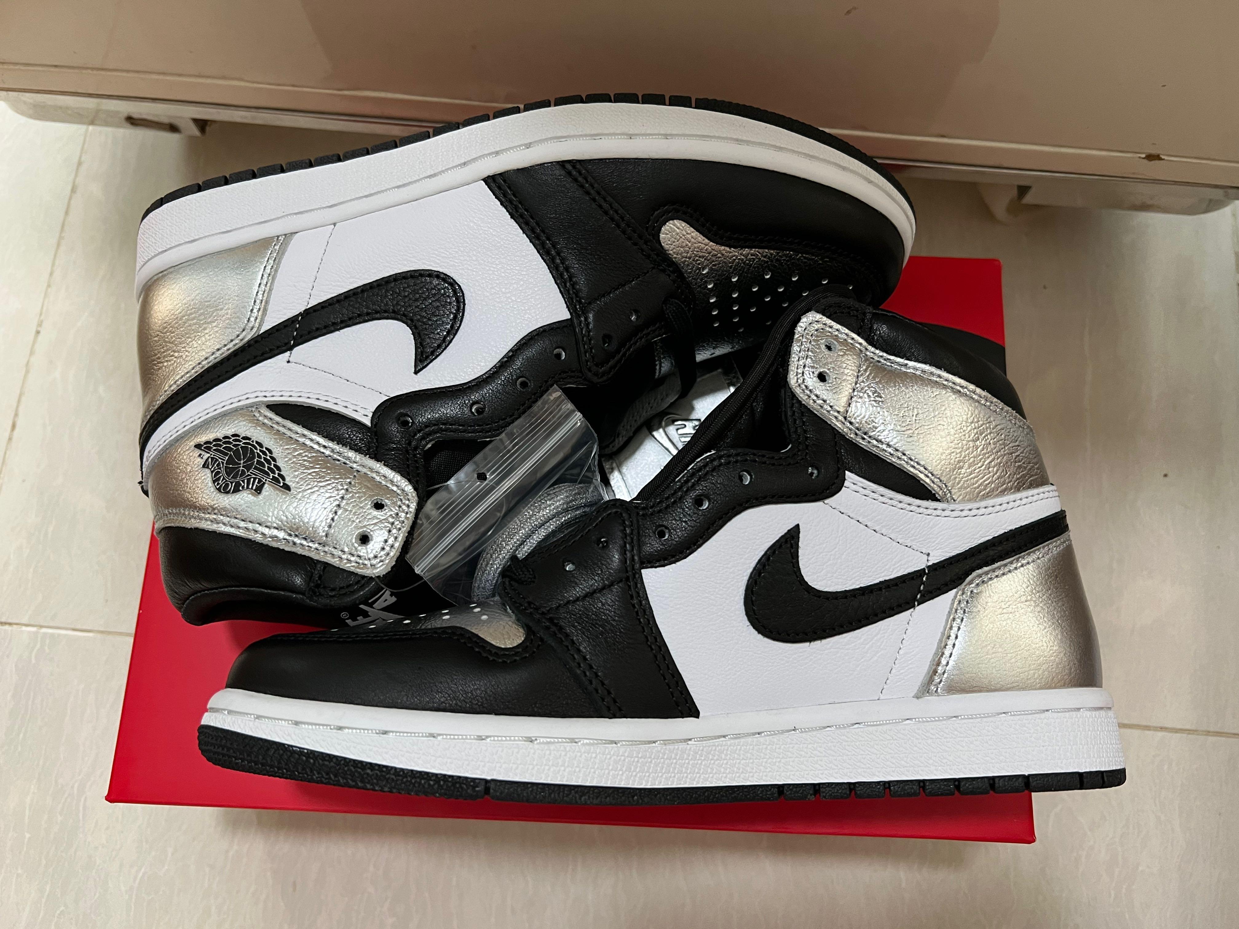 Air jordan 1 mid silver toe top