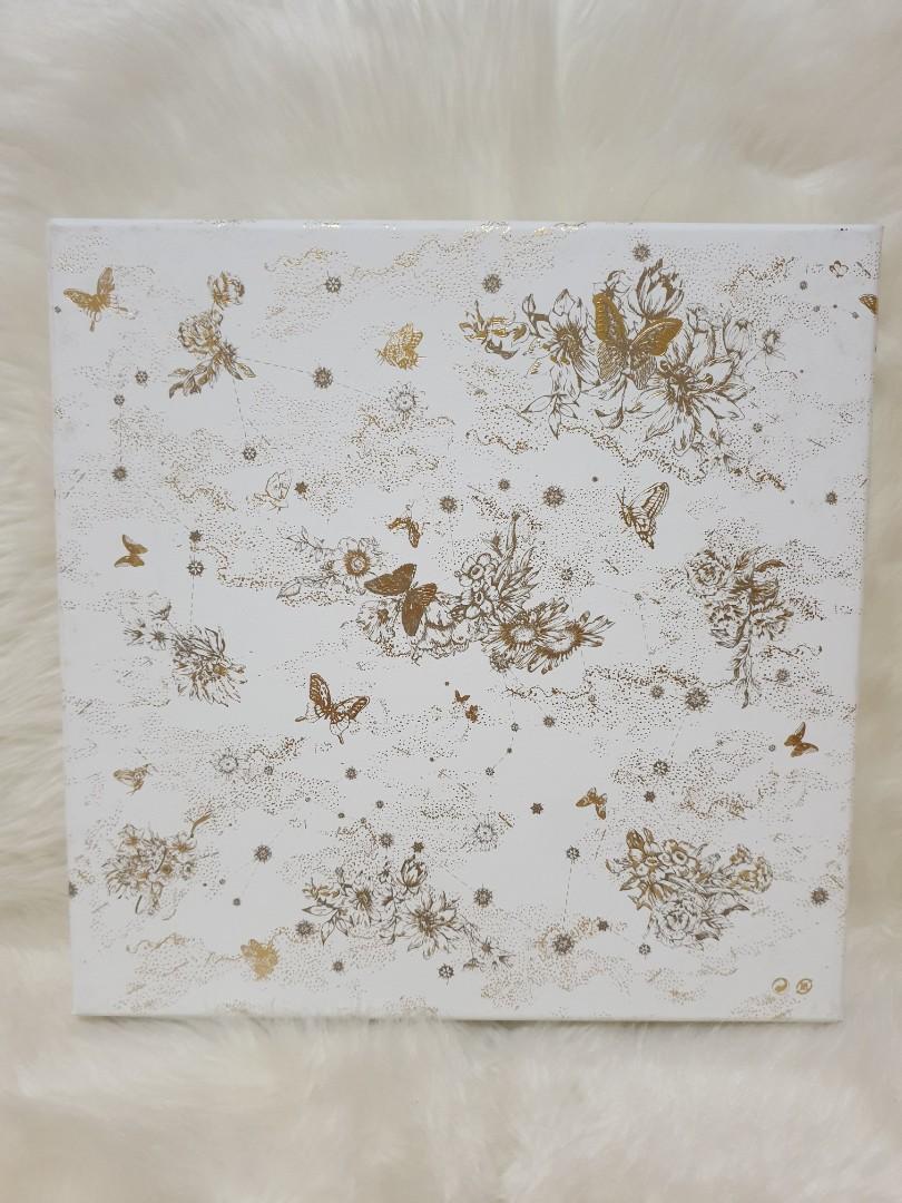 Authentic Dior Box 27×27×4cm (Category: Luxury Accessories) located in Pasig City. Submitted by castlescollections (Listing ID 1159036239, Image 2). Description: .