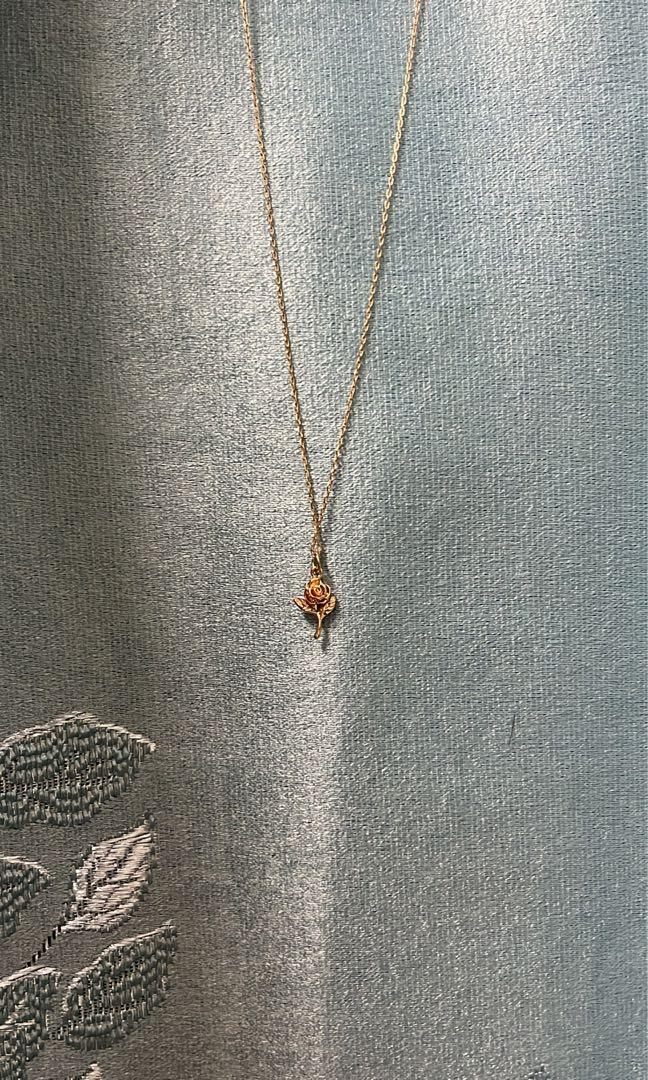 Brandy melville hotsell rose necklace