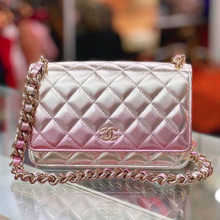 CHANEL Gradient Metallic Lambskin Quilted Like A Wallet Wallet On Chain WOC  Gold Pink 882157