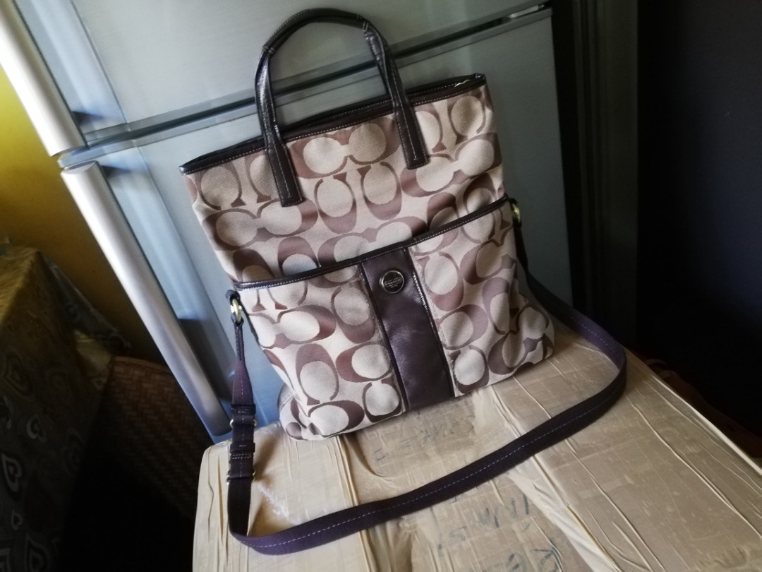 coach luggage womens