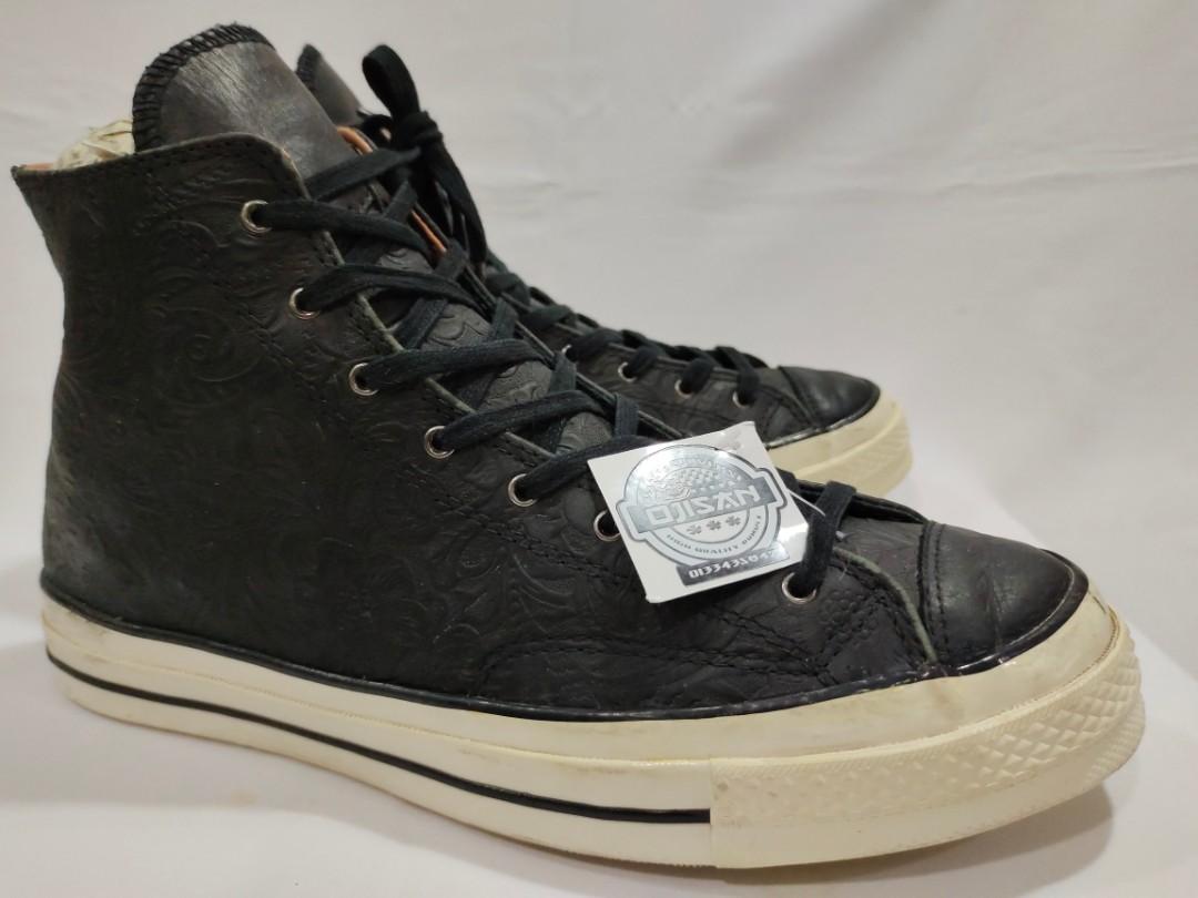 Converse embossed floral top