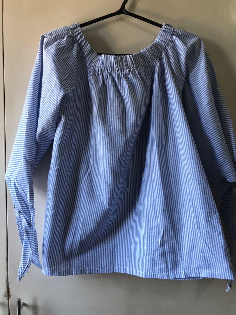 Cotton Blend Off Shoulder Striped Top (Category: Blouses) located in Muntinlupa City. Submitted by regit_ (Listing ID 1159070097, Image 1). Description: Used once only! .