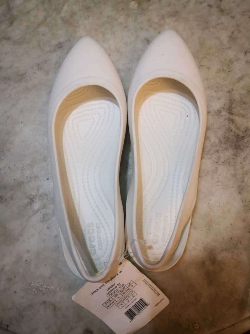 Crocs rio flat size 7 new arrivals