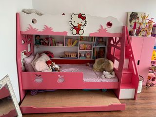 (Category: ) located in . Submitted by portluxe (Listing ID 1159075816, Image 1). Description: .
