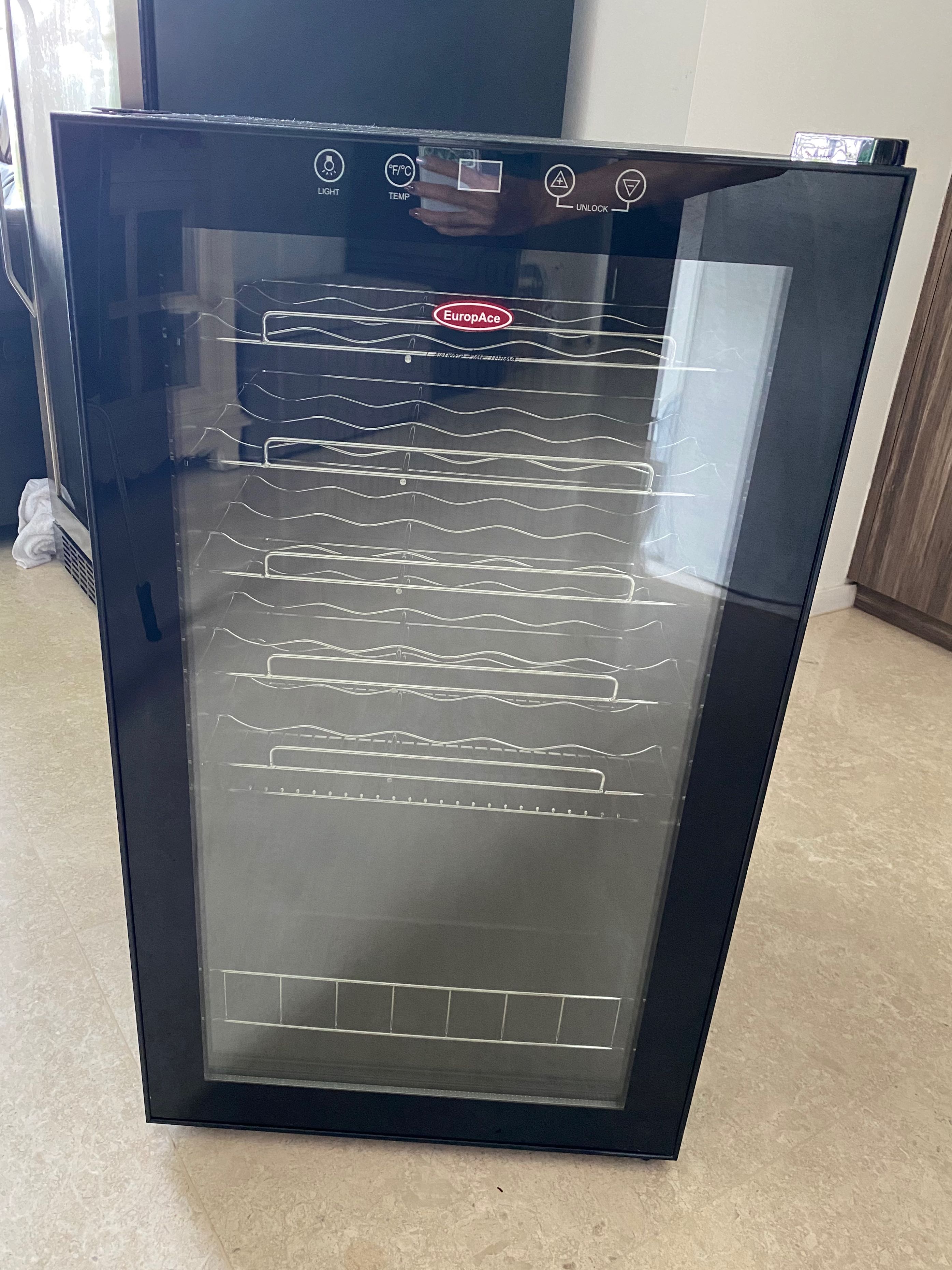 Europace 33 Bottle Wine Cooler EWC 1331S, TV & Home Appliances, Kitchen