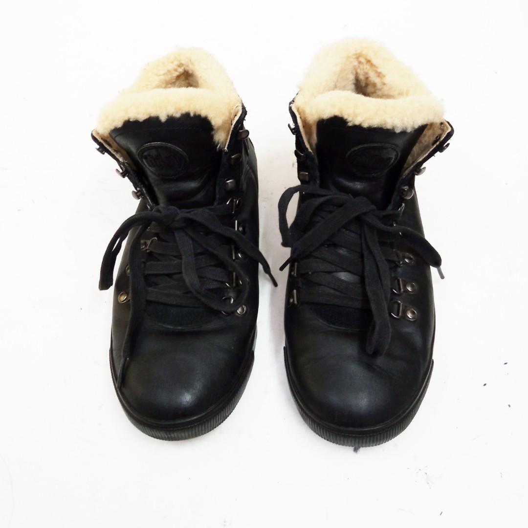 FITFLOP Hyka Boot Womens Leather Sheepskin Hiking Ankle Boots US8