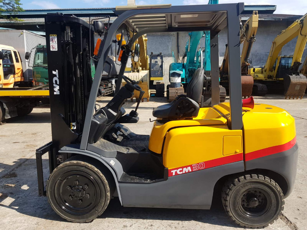Forklift tcm 3tons Japan Surplus, Special Vehicles, Heavy Vehicles on