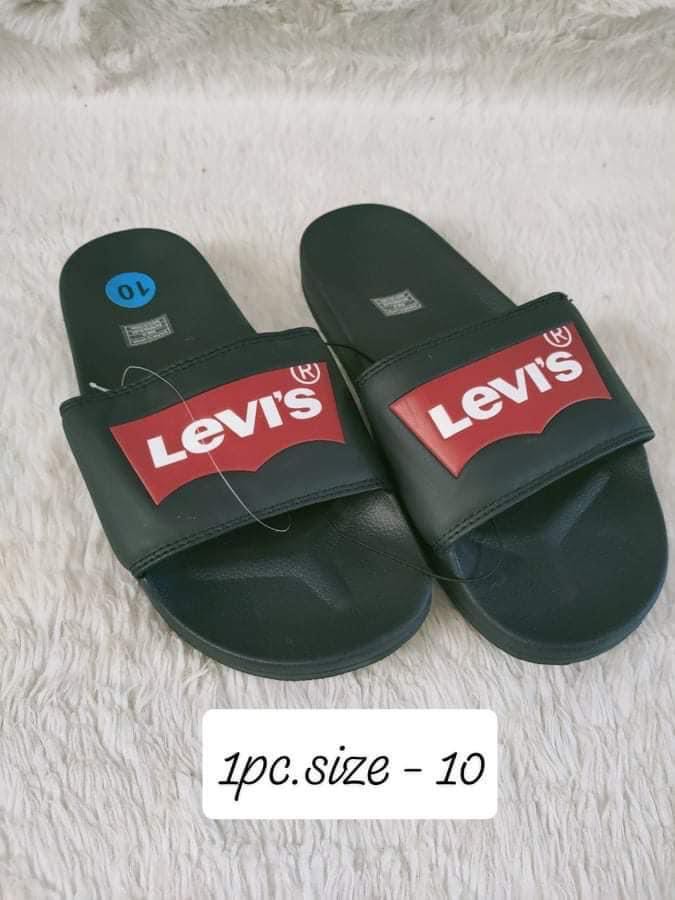 Levi's Men's Slides Size 10, Men's Fashion, Footwear, Slippers & Slides on  Carousell