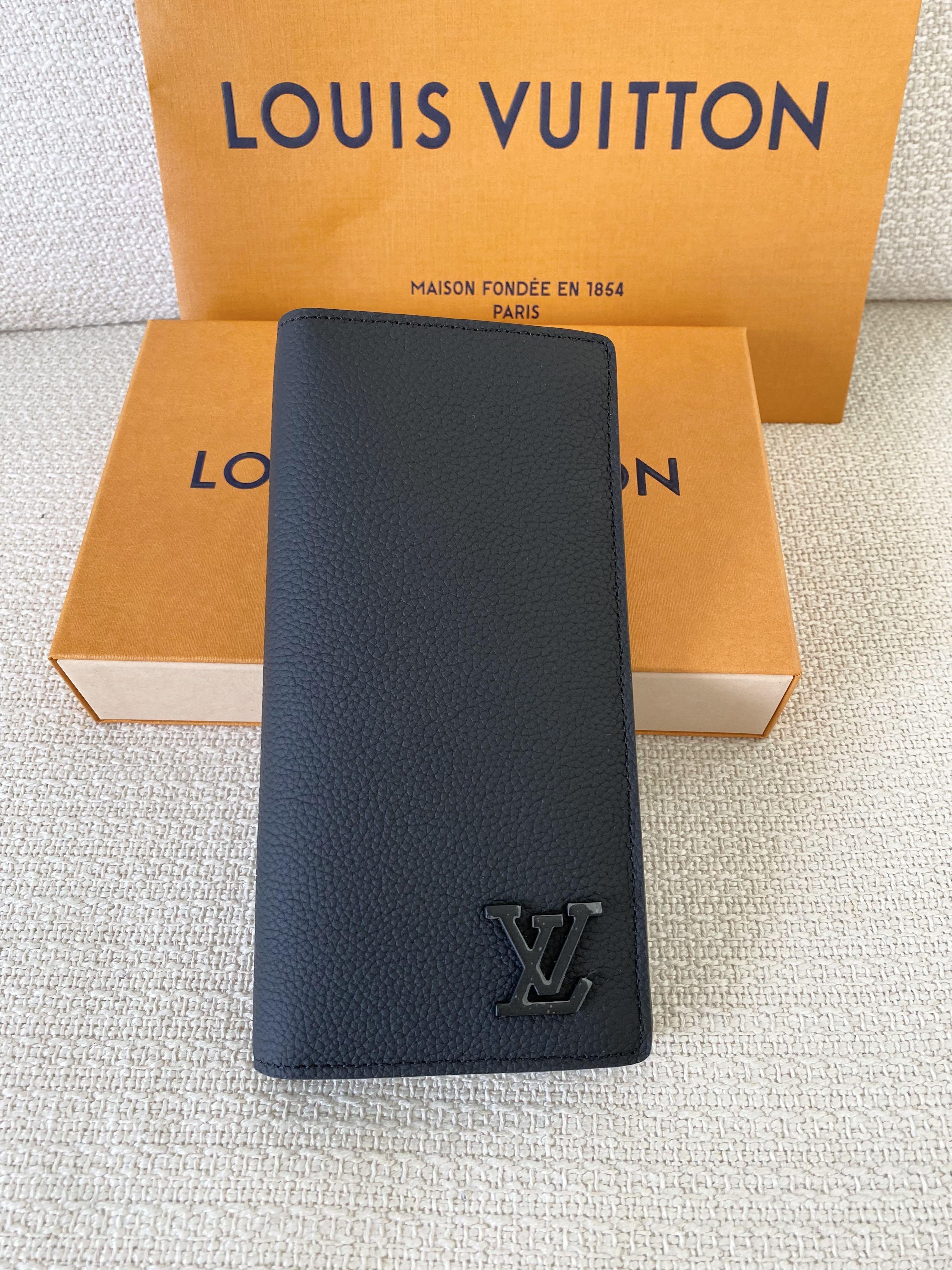Shop Louis Vuitton BRAZZA 2019 SS Brazza Wallet (N63010, N63318