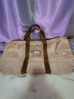 （分類：）位於 。 由 selinaho266 提交（商品編號 1159048210，圖片 1）。簡介： 。