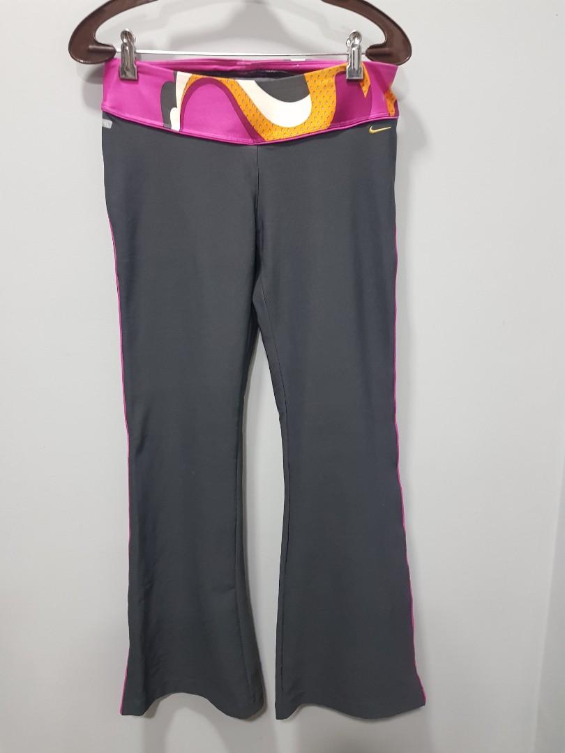 Nike women M work out dri fit flare 