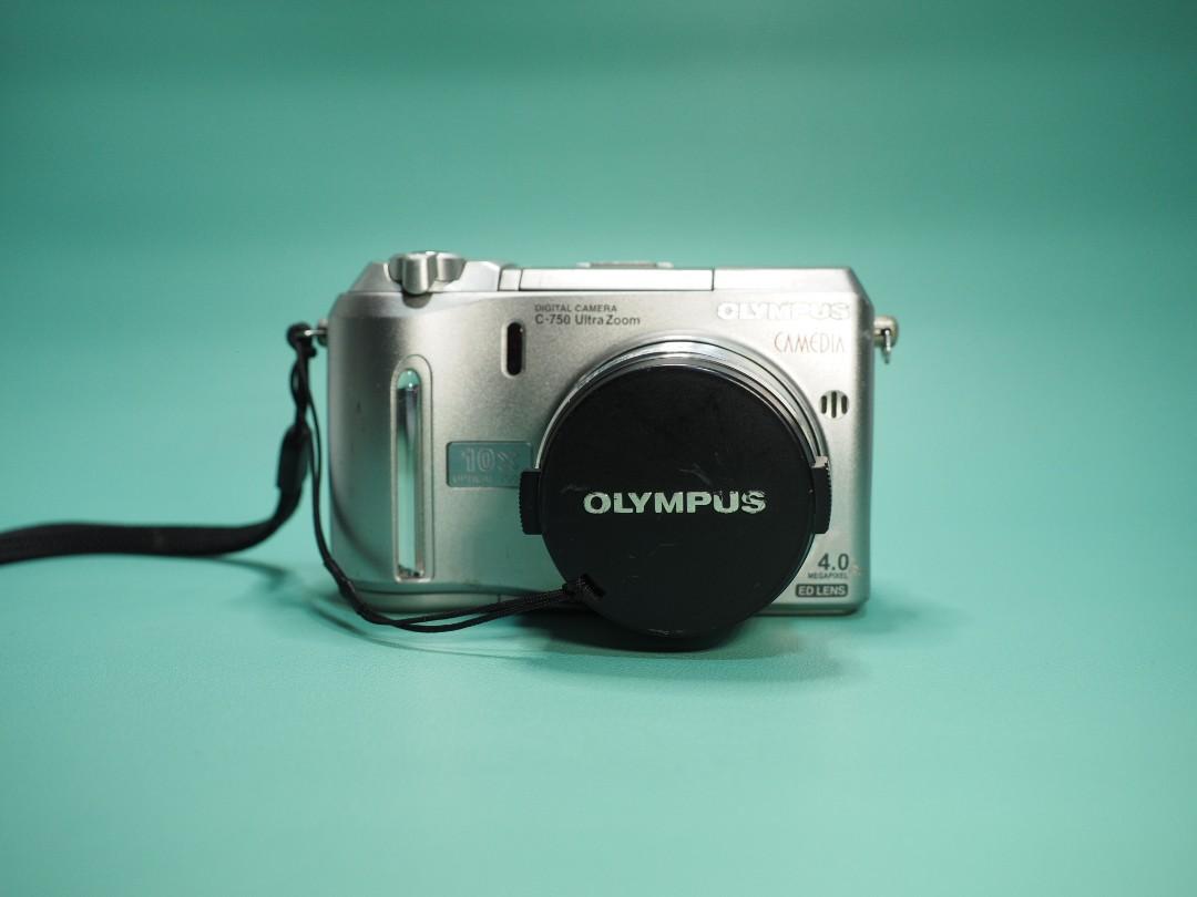 OLYMPUS C-750 Ultra Zoom - デジタルカメラ