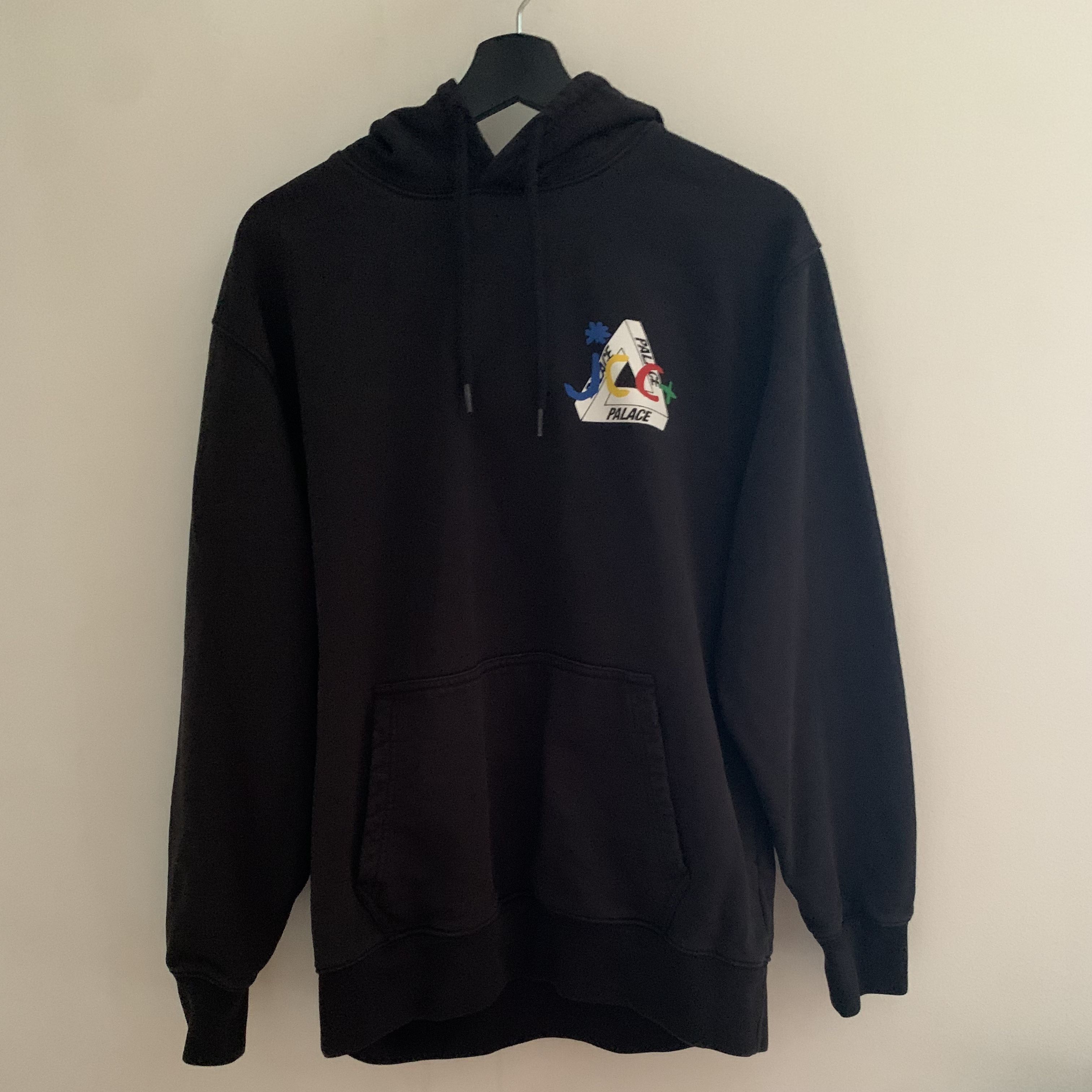 Palace JCDC2 Hoodie SS20, Men's Fashion, Tops & Sets, Hoodies on Carousell