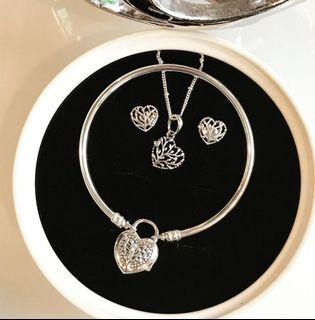 Pandora family tree set of necklace, bracelet and earrings in silver