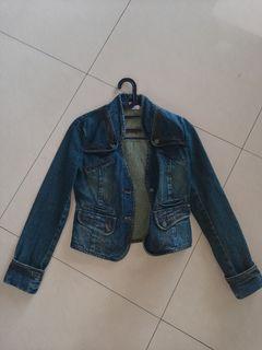 Lois Jeans Jacket, Fesyen Wanita 