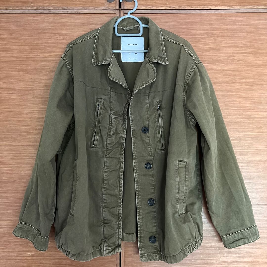 Pull and shop bear utility jacket