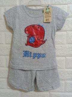 Setelan kaos anak hippo