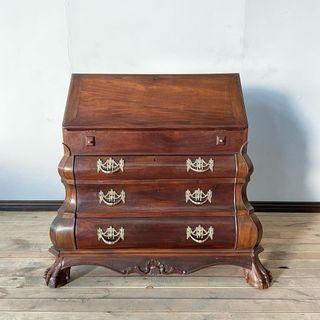 Solid walnut double-bombe bureau