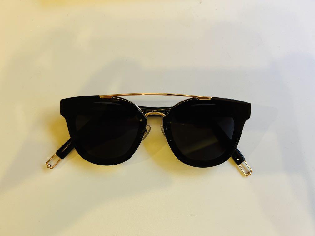 Tilda Swinton X Gentle Monster Newtonic聯名太陽眼鏡, 名牌精品, 精品配件在旋轉拍賣