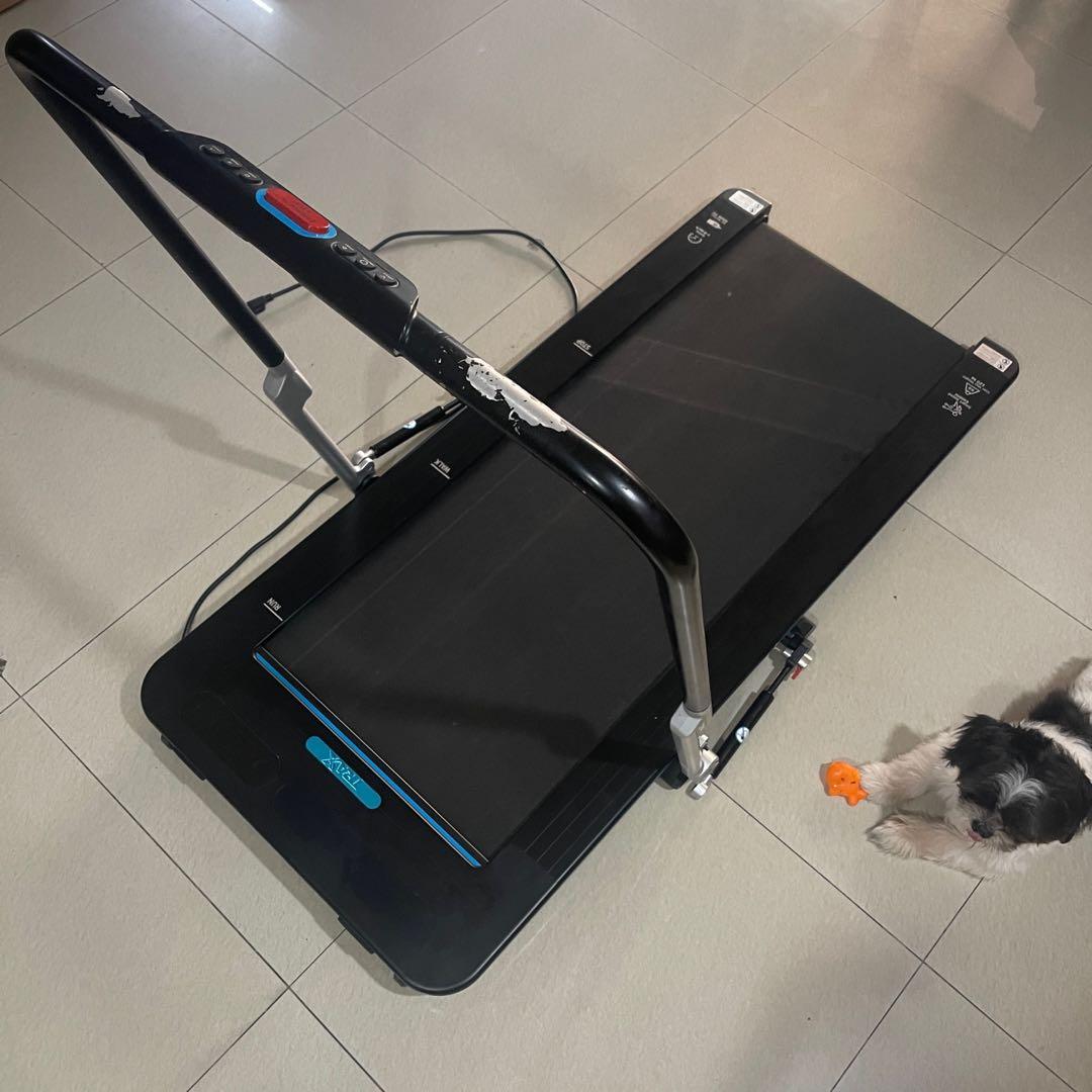 Trax ultra slim deluxe portable treadmill