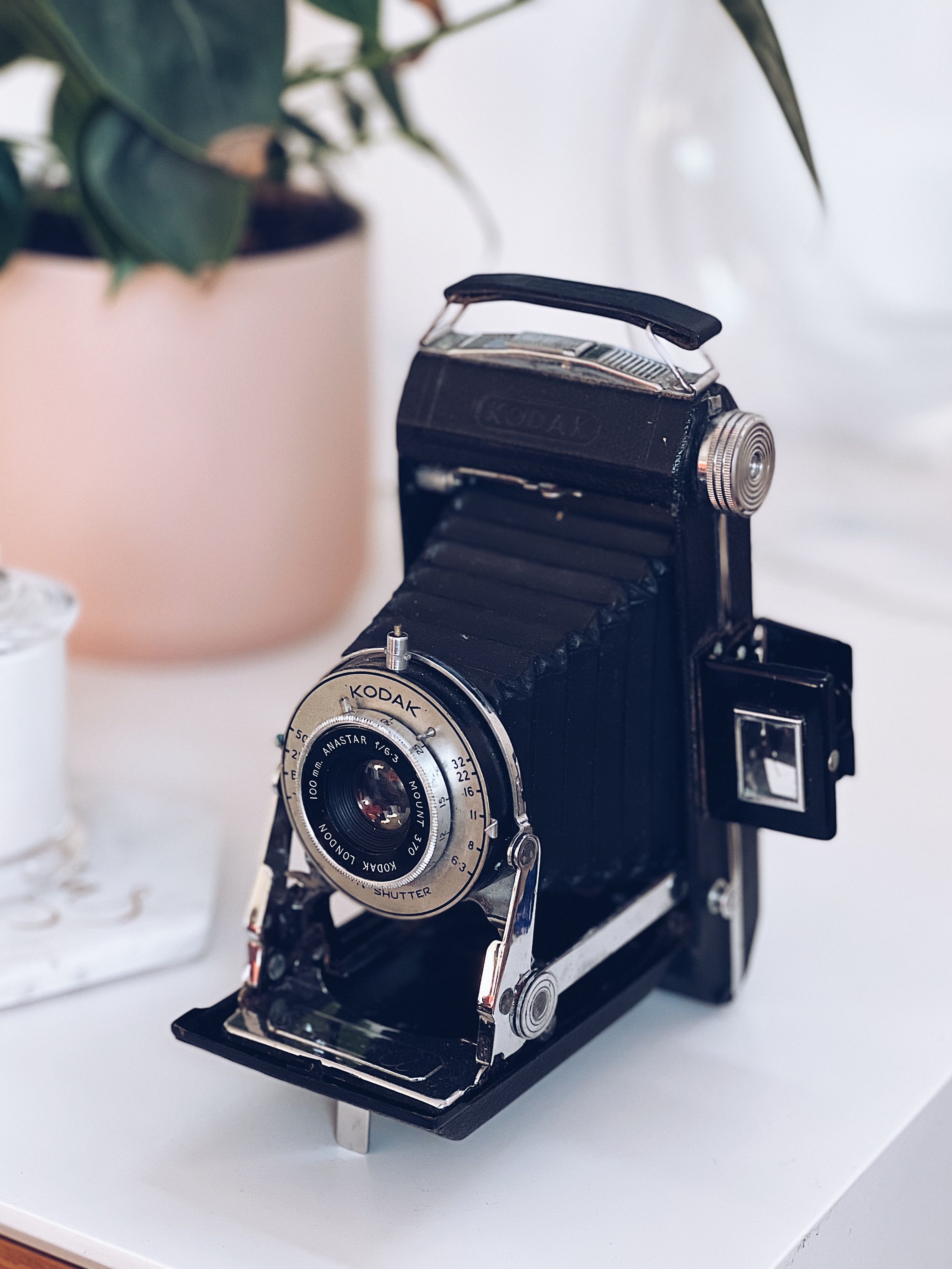 Vintage Kodak Film Camera, Hobbies & Toys, Collectibles & Memorabilia