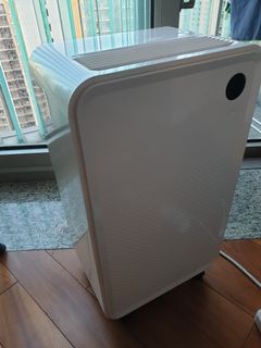 （分類：）位於 。 由 krasak11 提交（商品編號 1159116442，圖片 1）。簡介： 。