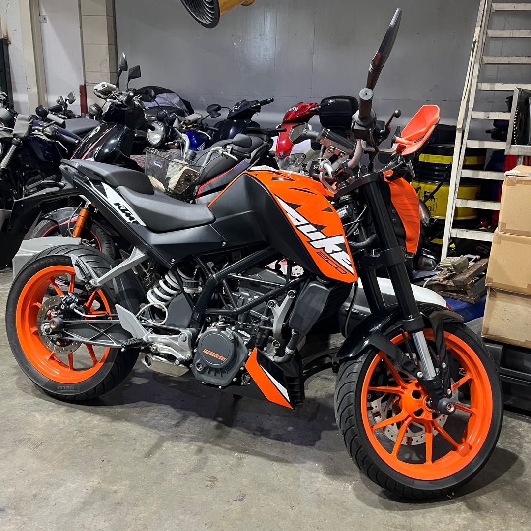 2019 KTM Duke 200, Motorcycles 