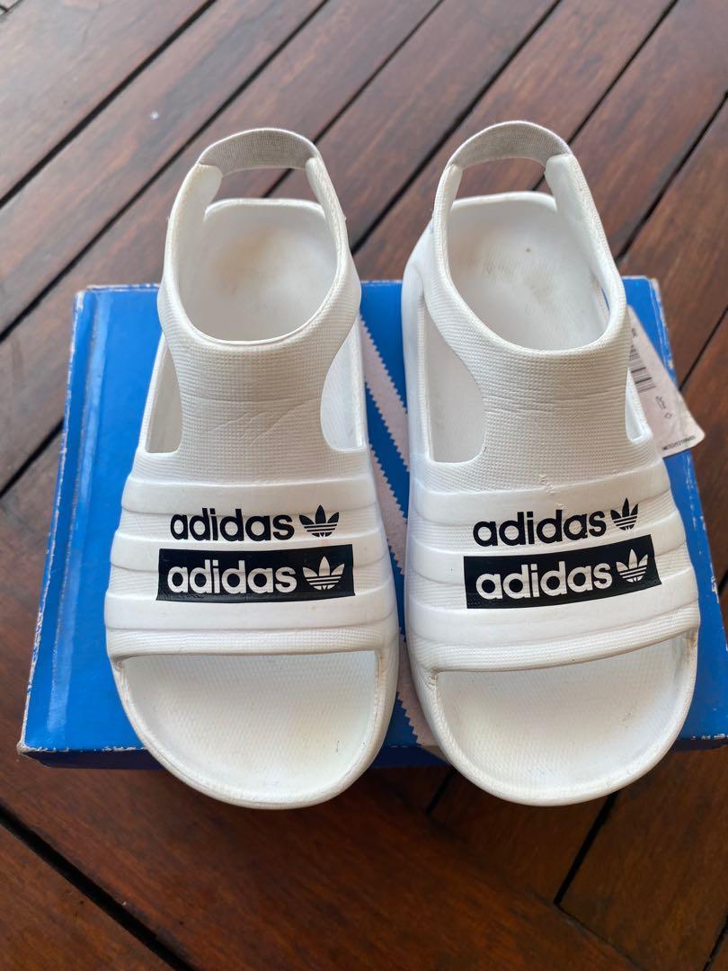 Adidas adilette play 1 Bayi Anak Lainnya di Carousell