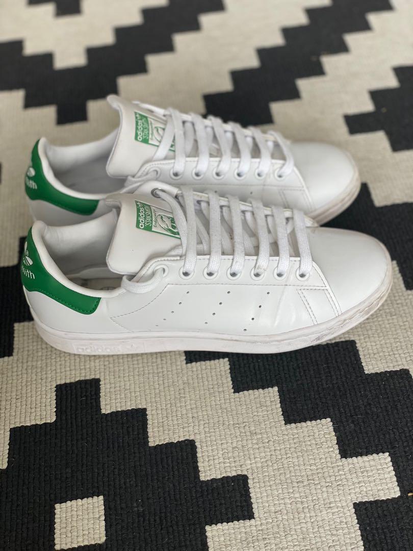 Size 5 shop stan smiths