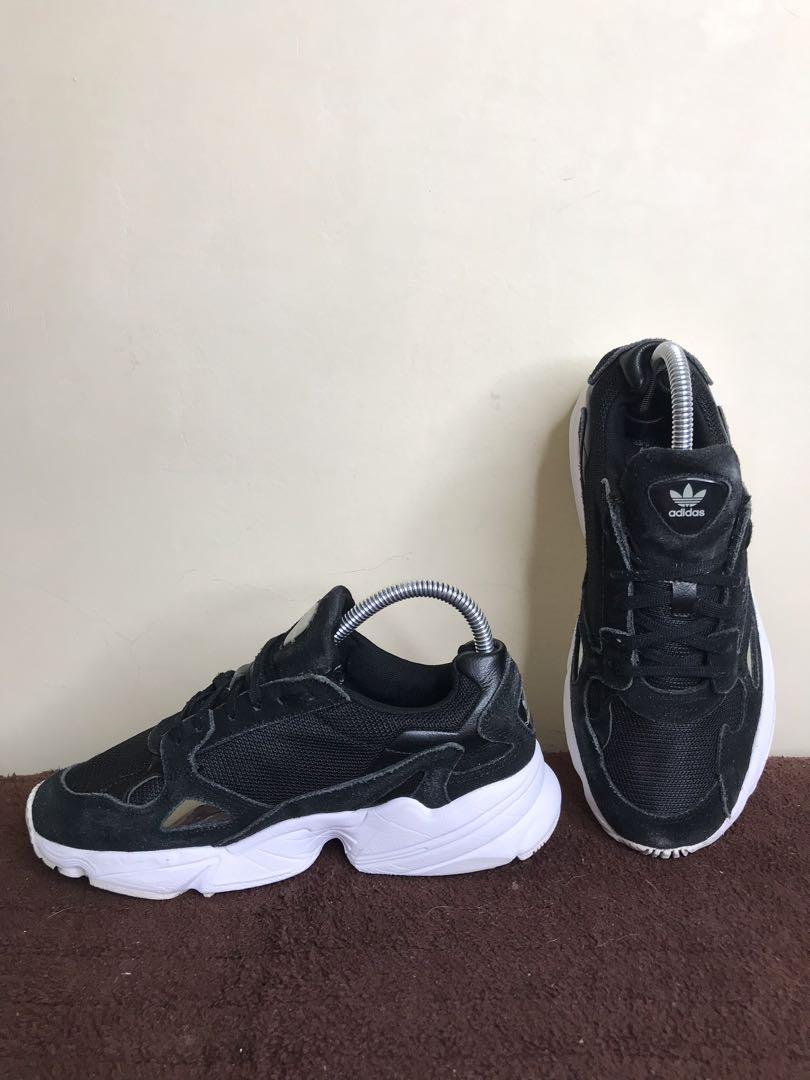 Adidas torsion women's black best sale