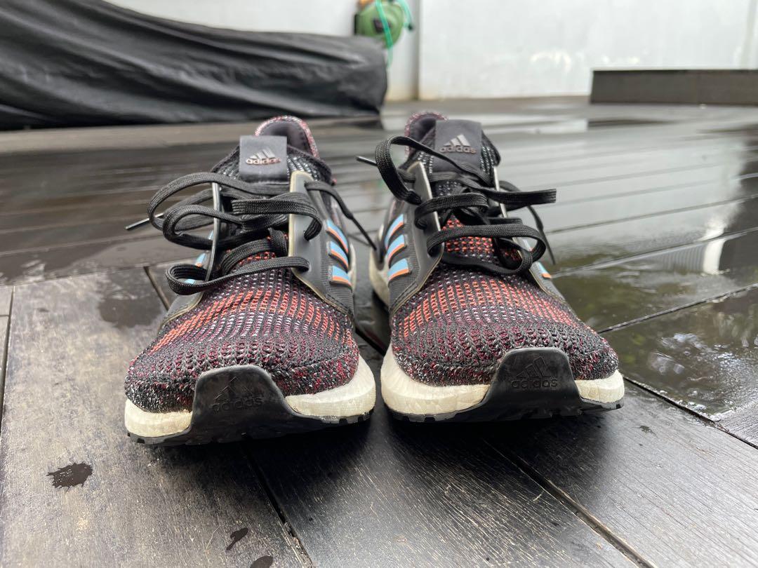 Ultraboost 19 core black  glow blue  core black discount