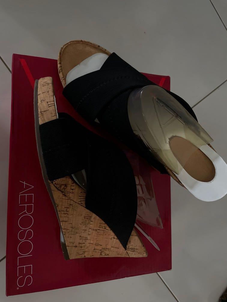 Aerosoles Party Plush Black Wedge