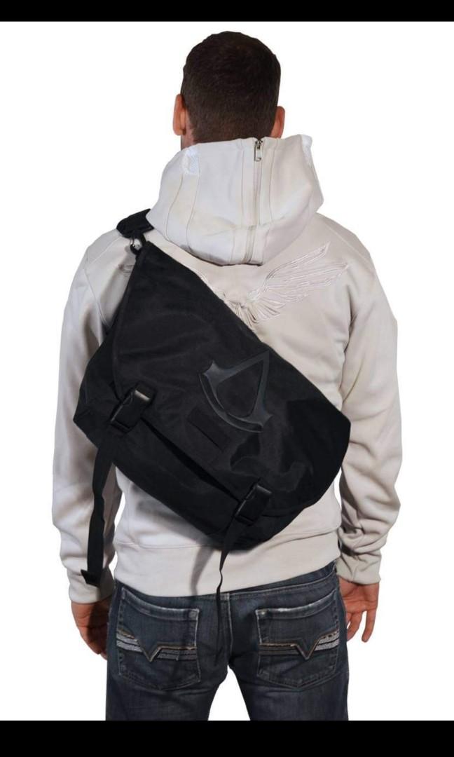 Assassin's Creed Messenger Bag, Men's Fashion, Bags, Sling Bags on