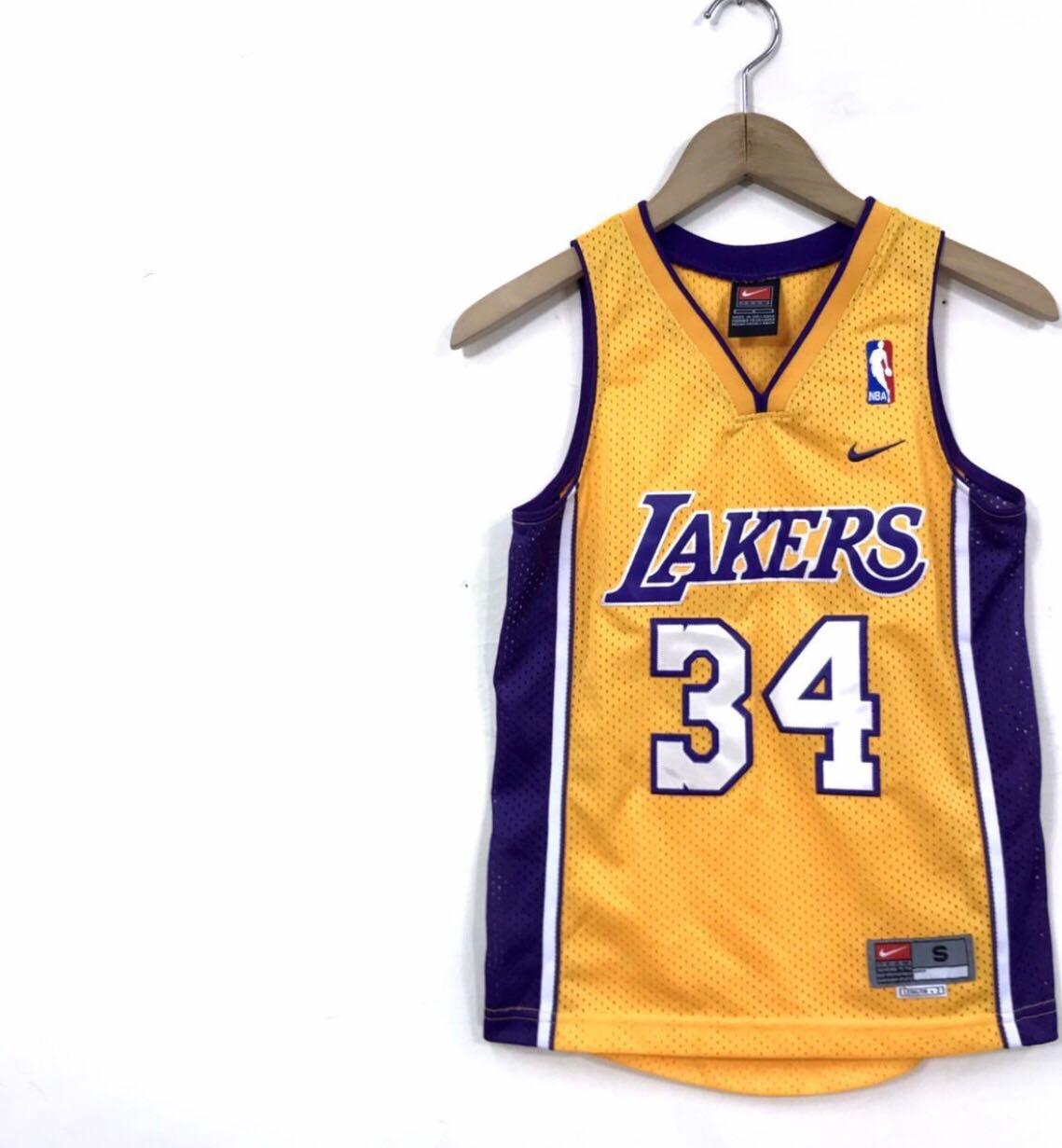 Nike authentic lebron james lakers jersey, Men's Fashion, Activewear on  Carousell