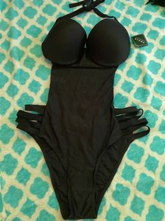 (Category: ) located in . Submitted by thechicknit (Listing ID 1159384164, Image 1). Description: .