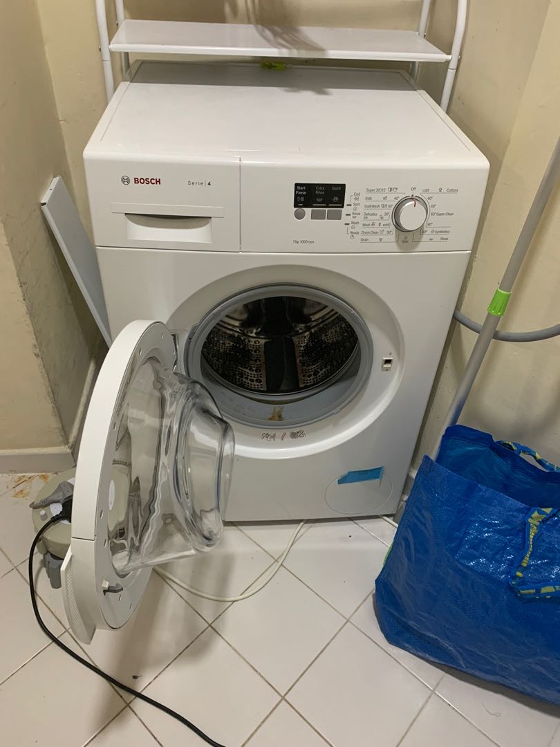 Bosch Serie 4 Washing Machine, front loader 7 kg 1000 rpm, TV & Home