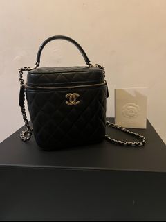 （分類：）位於 。 由 GoodyGoodies 提交（商品編號 1159298816，圖片 1）。簡介： 。