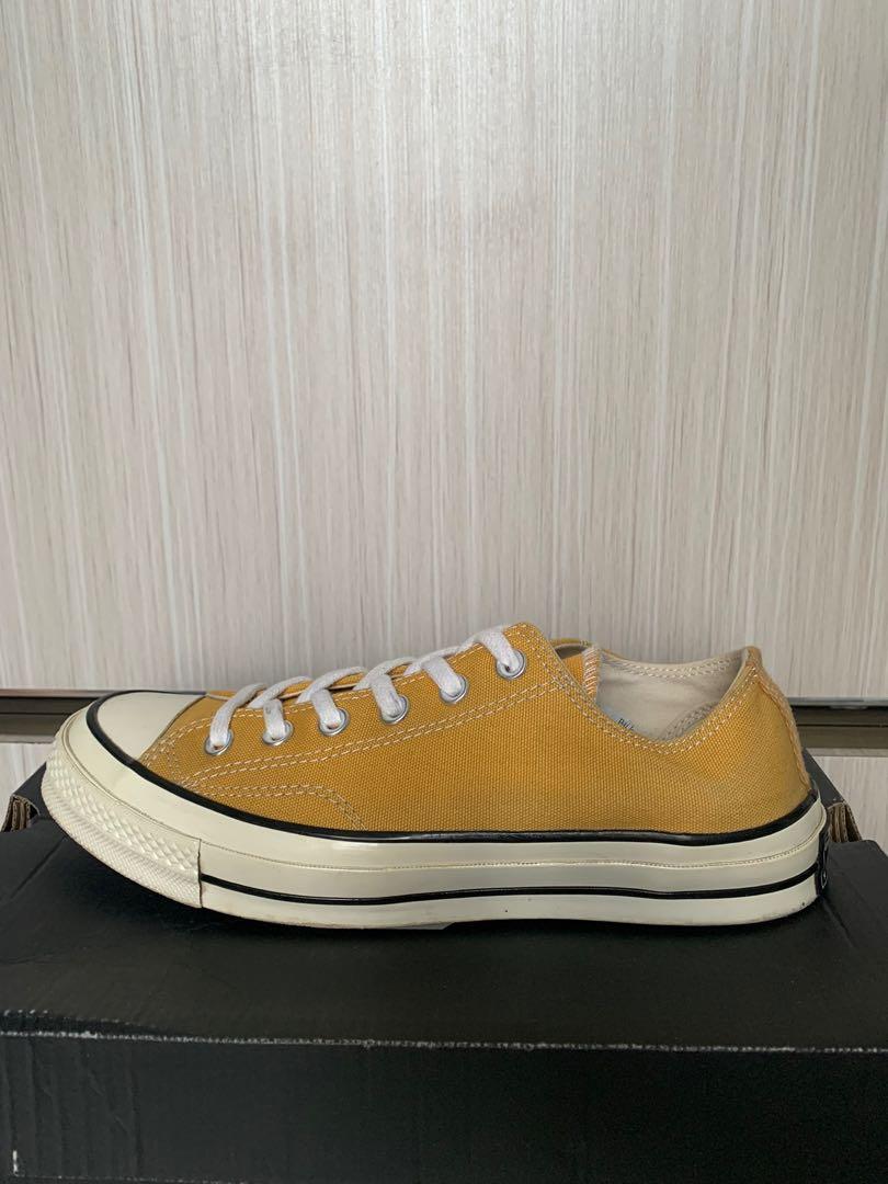 converse low cut yellow