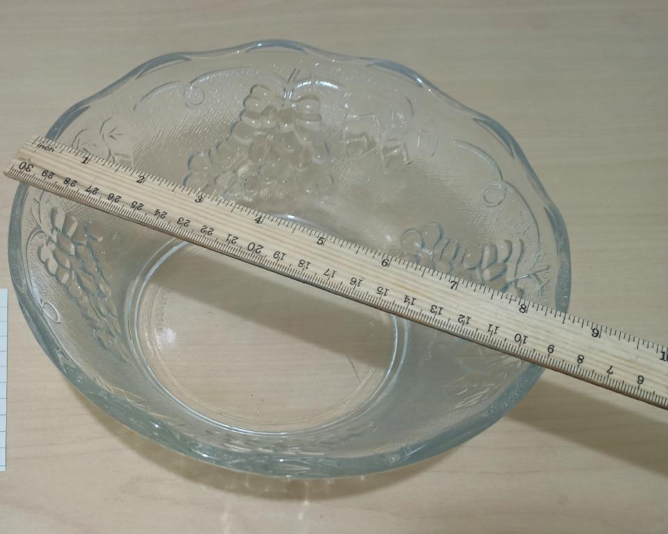 Glassware Punch Bowl KIG Indonesia (Category: Other Kitchenware & Tableware) located in Marikina City. Submitted by lenm_stuffs (Listing ID 1159360787, Image 2). Description: Crystal Glass Large Bowl KIG Indonesia Diameter : 8.5 inches Height : 3 inches Location : Marikina City.