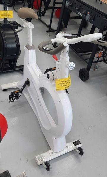 Fortis premium magnetic outlet flywheel spin bike review