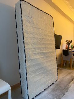 （分類：）位於 。 由 73816493 提交（商品編號 1159295964，圖片 1）。簡介： 。