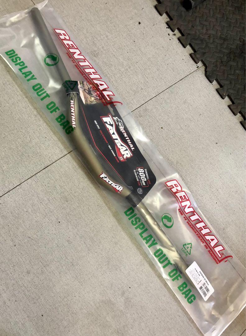 FS: Renthal Fatbar alum/gold (Category: Bicycles) located in Paranaque City. Submitted by mikechanics (Listing ID 1159342613, Image 3). Description: For Sale Renthal Fatbar Alum/Gold 35mm clamping 800mm width Up sweep 5 deg. Back sweep 7 deg. 305 grams Available in 10mm/30mm40mm rise MANY STOCKS 4,990 pesos FIXED/FIRM each WYSIWYG FCFS basis NO LAST PRICE inquiries NO LOWBALLERS NO RESERVATION NO PRICE HAGGLERS meet ups pwede sa locations na to: 