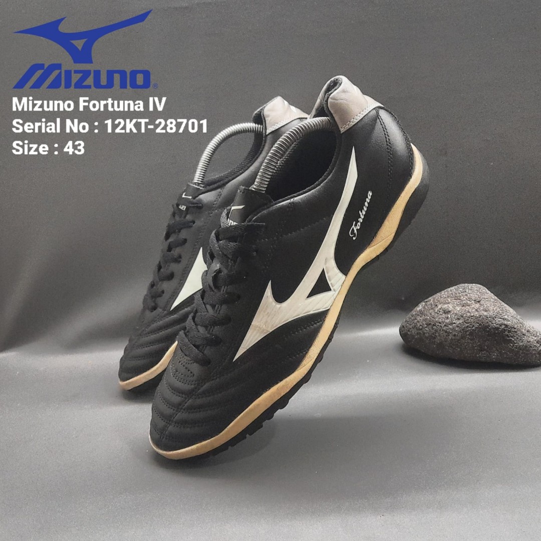 Sepatu Futsal Mizuno Fortuna Black IV 12KT 28701 Size 43 Fesyen Pria Sepatu Lainnya di Carousell