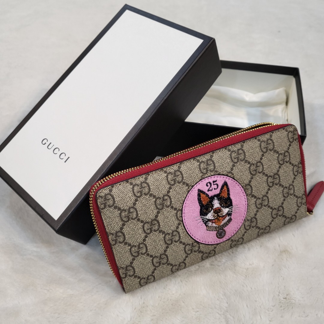 Gucci wallet dog online