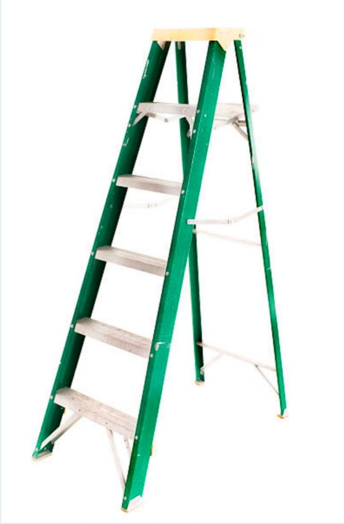 HEAVY DUTY FIBERGLASS STEP LADDERS, Furniture & Home Living, Home