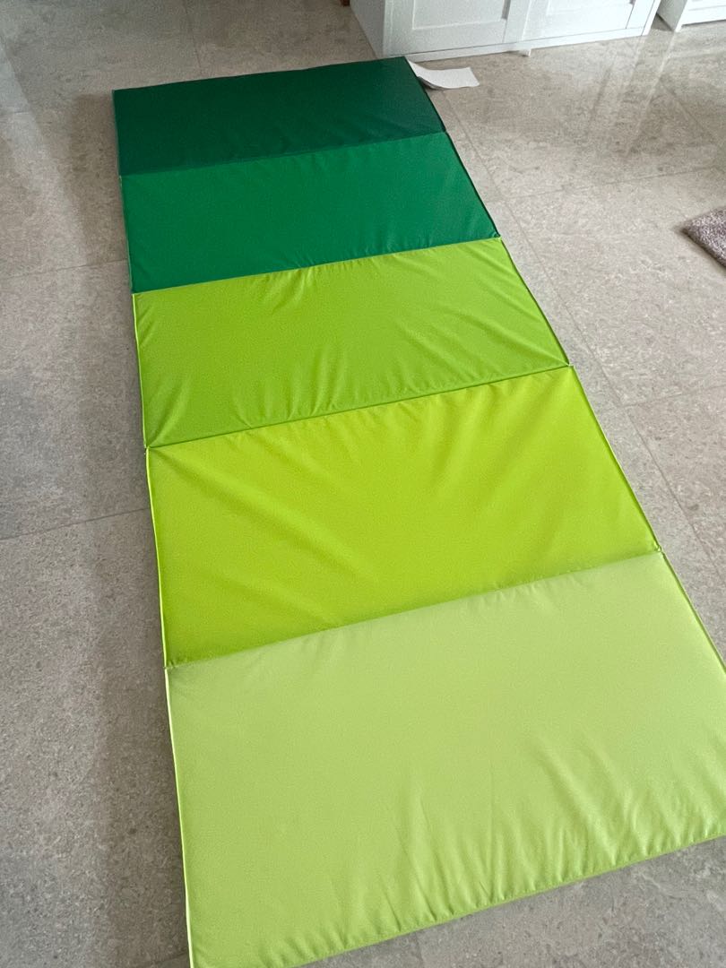 IKEA PLUFSIG Folding gym mat, green, Sports Equipment, Exercise