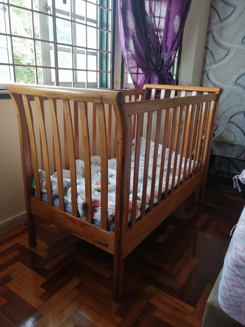 Mamas Papas Aiken Cot 3 level adjustable height Babies Kids