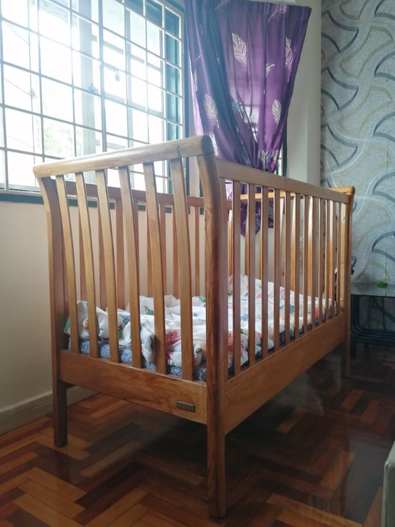 Mamas Papas Aiken Cot 3 level adjustable height Babies Kids